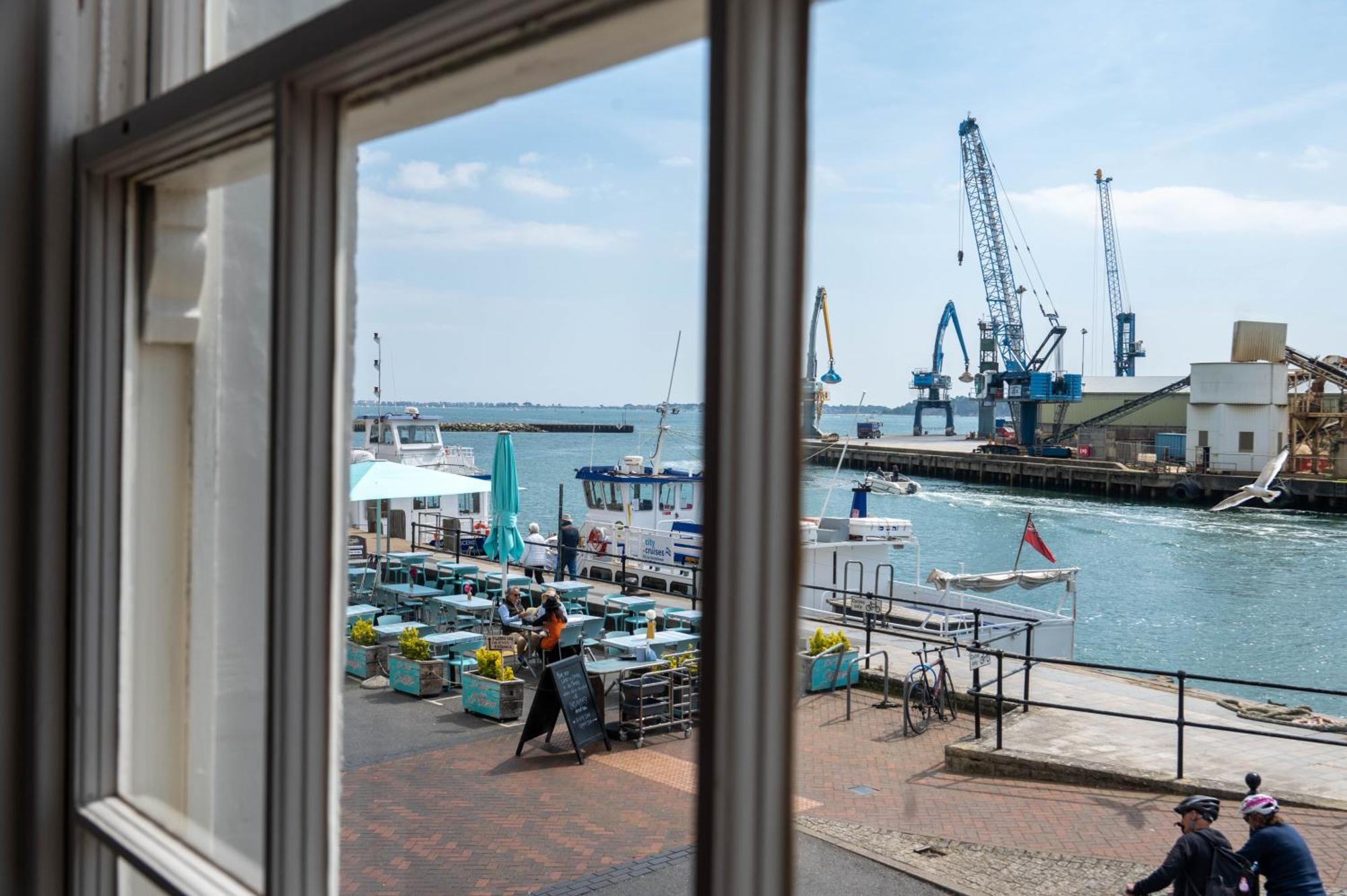The Old Custom House Apartment Poole Exterior photo